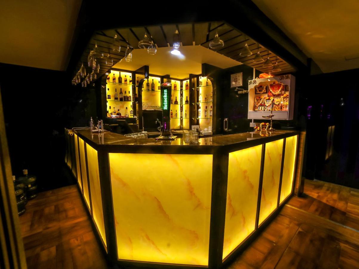 דובאי Hyde Park Hotel מראה חיצוני תמונה