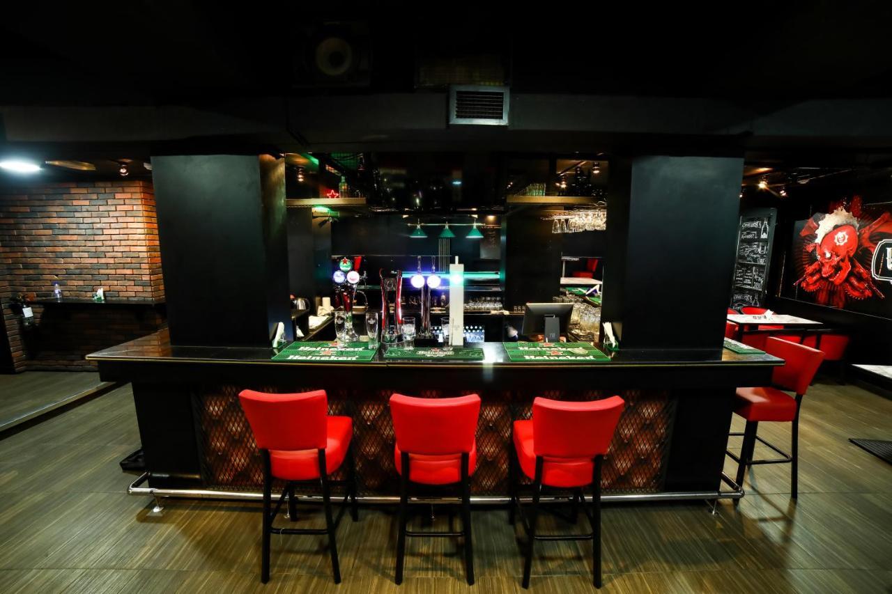 דובאי Hyde Park Hotel מראה חיצוני תמונה