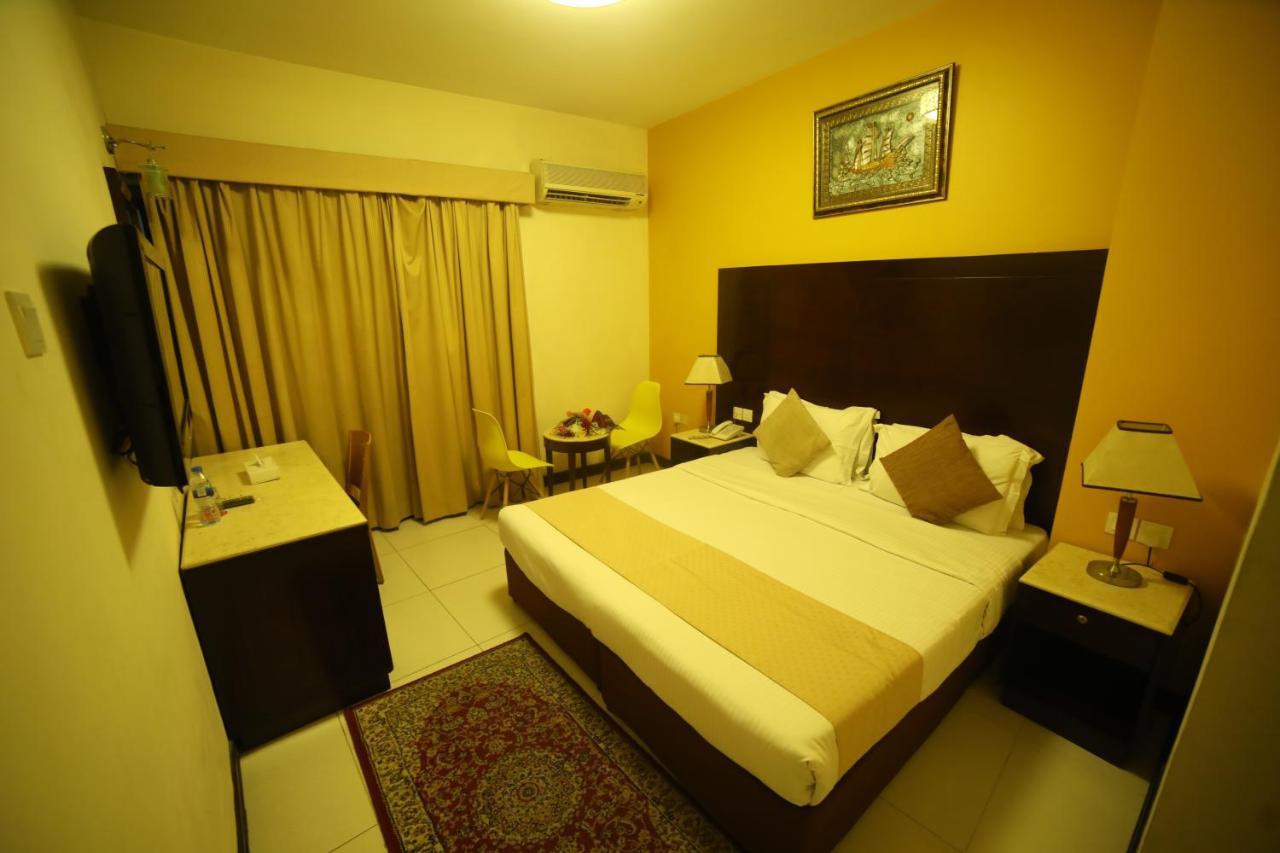 דובאי Hyde Park Hotel מראה חיצוני תמונה