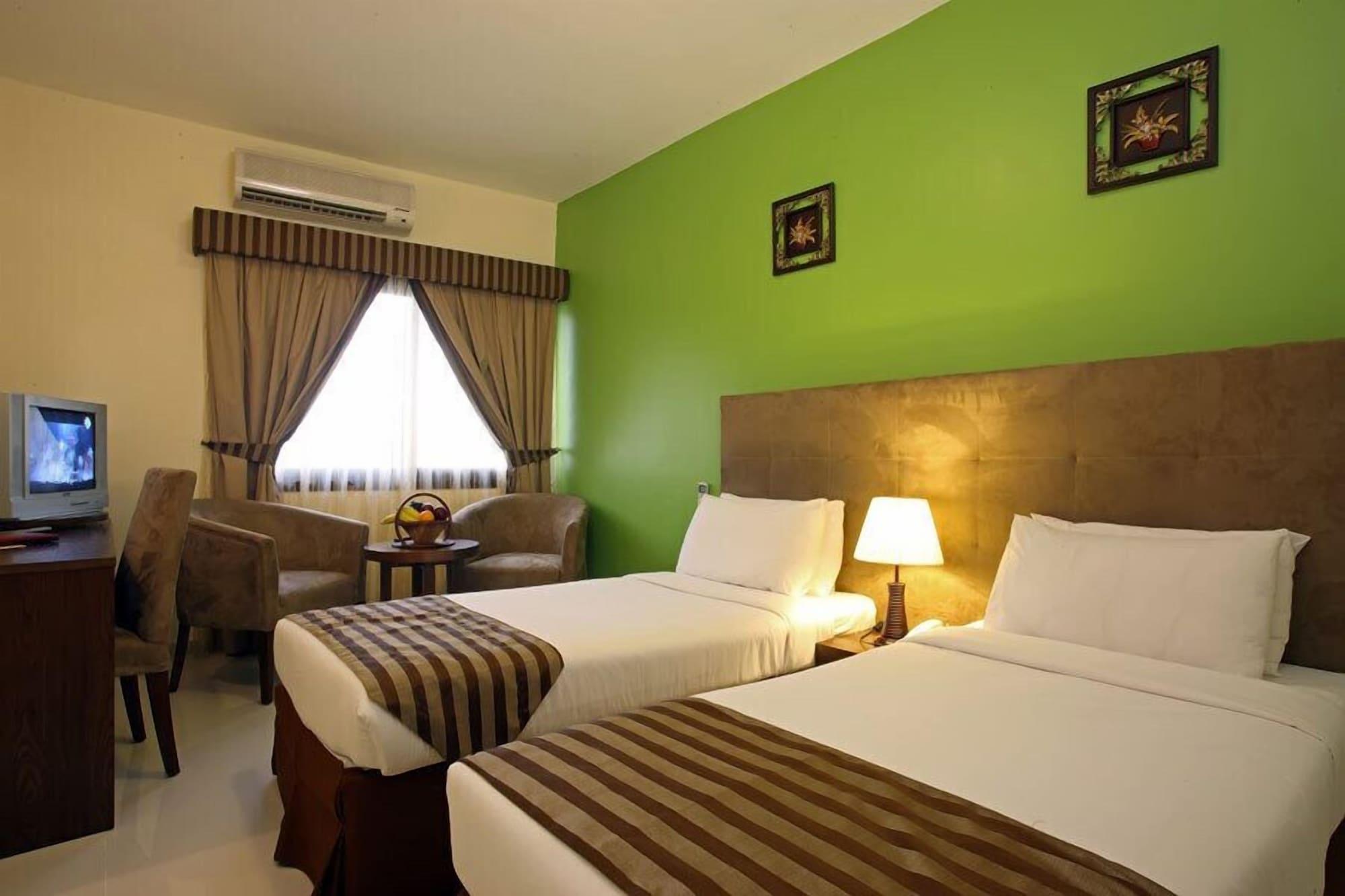 דובאי Hyde Park Hotel מראה חיצוני תמונה