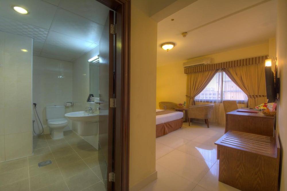 דובאי Hyde Park Hotel מראה חיצוני תמונה