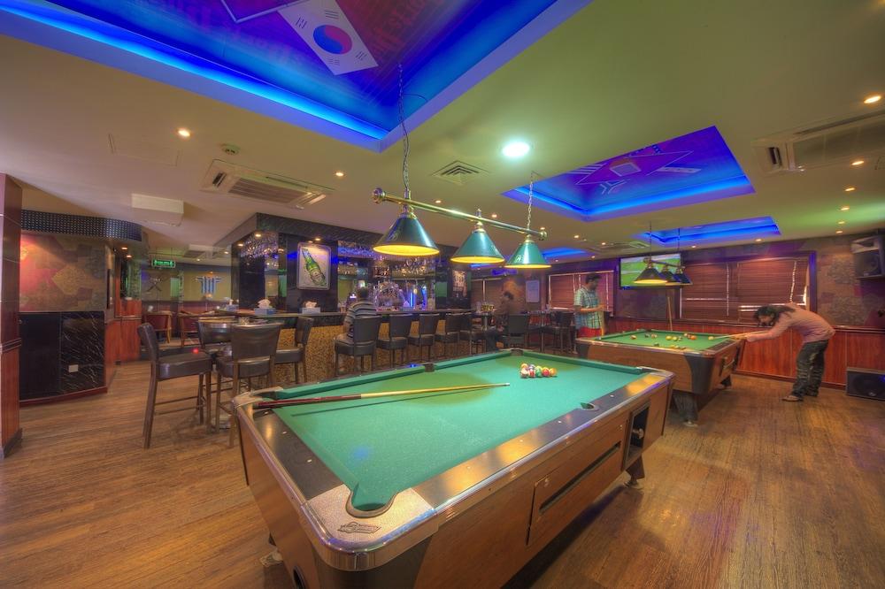 דובאי Hyde Park Hotel מראה חיצוני תמונה