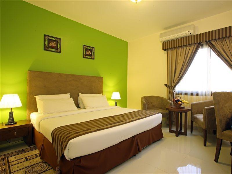 דובאי Hyde Park Hotel מראה חיצוני תמונה