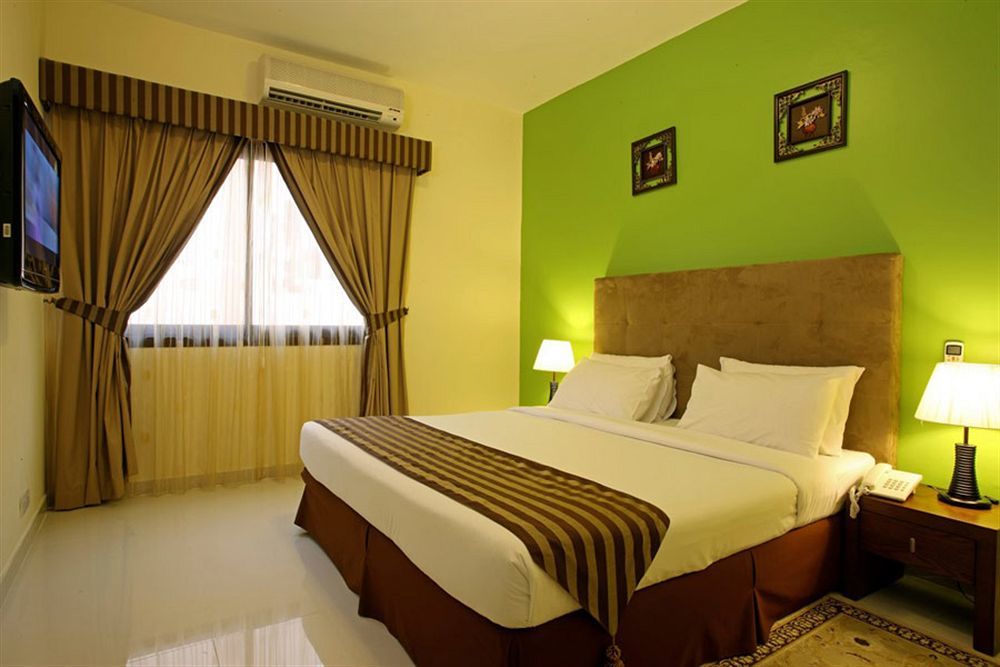 דובאי Hyde Park Hotel מראה חיצוני תמונה